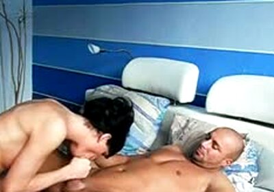 stunning shemale likes it in the butt