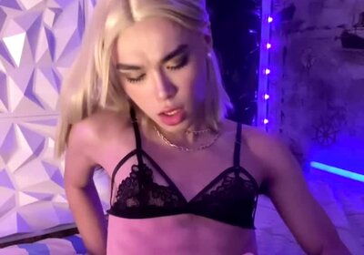Cute Fem Cum