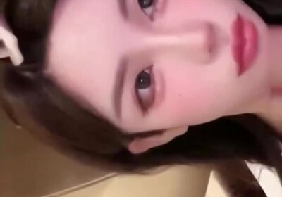 Alluring Asian trans sensual video