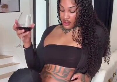 Sua Muva sucked