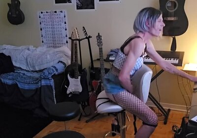 fishnets Shemale Porn