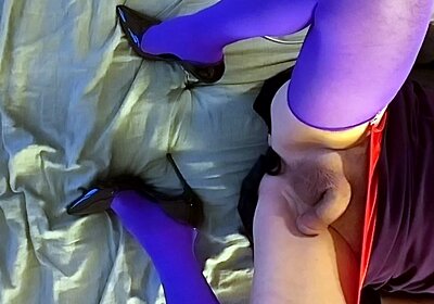 Daniela soft clit sissygasm