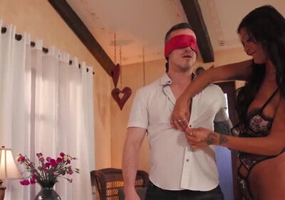 Two besties Victoria Grant and Haven Rose threesome with Derek Kage