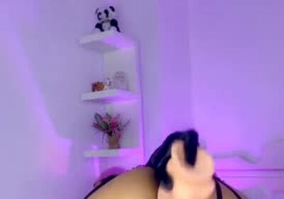 Lovelykaroll Dildo