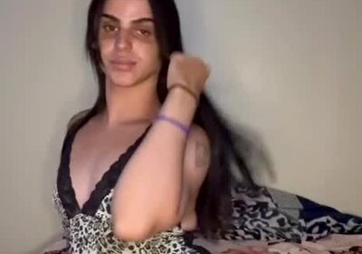 Trans Latina went viral for Cumming in Hotel